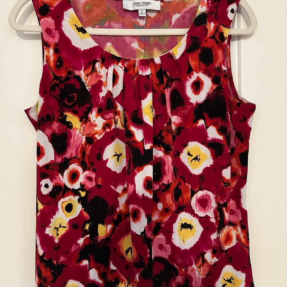 Jones Studio Women's Sleeveless Floral Top - Red, Pink, Yellow
